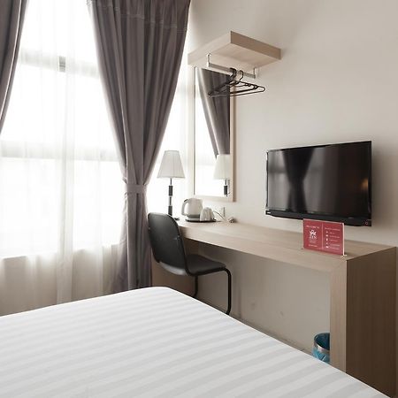 Zen Rooms Sungai Besi كوالالمبور المظهر الخارجي الصورة